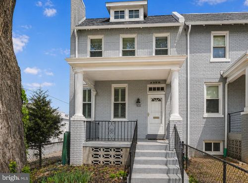 931 Farragut St Nw, WASHINGTON, DC, 20011-3942 | Card Image