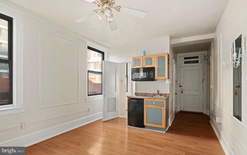 619-1324 Locust St, PHILADELPHIA, PA, 19107-5646 | Card Image