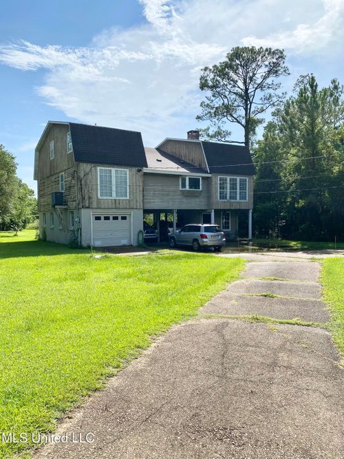 14104 W W. El Bonito Drive Drive, Ocean Springs, MS, 39564 | Card Image