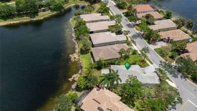 11239 Nw 65th Mnr, House other with 4 bedrooms, 2 bathrooms and null parking in Parkland FL | Image 3