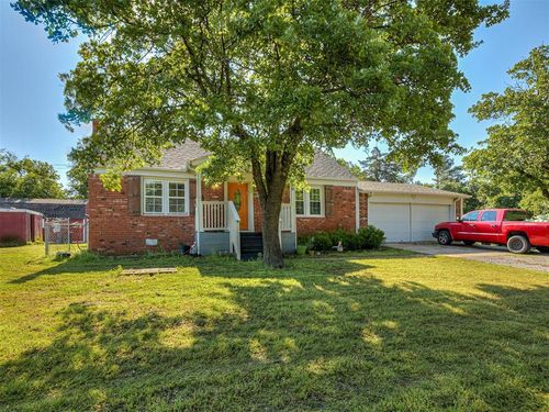 2600 Hardin Dr, Choctaw, OK, 73020-6539 | Card Image