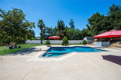 12243 Kenny Dr, Granada Hills, CA, 91344-1832 | Card Image
