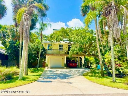 133 Delvalle St, Melbourne Beach, FL, 32951-3821 | Card Image