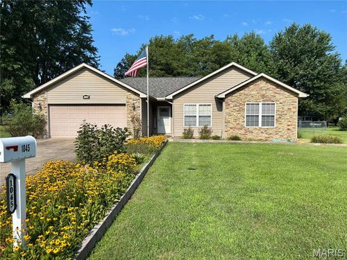 1045 Bishop Ln, Montgomery City, MO, 63361-1001 | Card Image