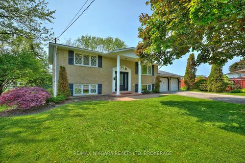 1129 Manning Crt, Fort Erie, ON, L2A5P7 | Card Image