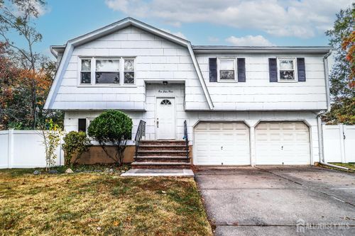 153 Howard Ave, Edison, NJ, 08837-3031 | Card Image