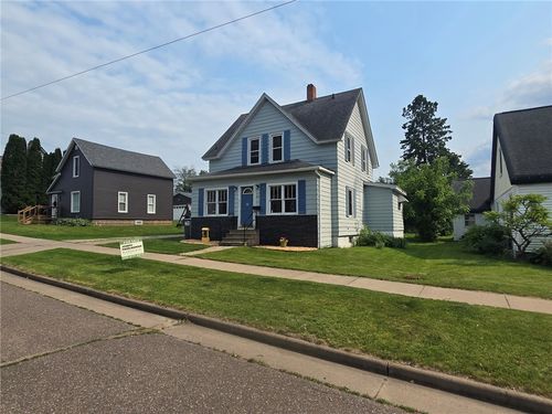 212 E 6th Ave, Stanley, WI, 54768-1134 | Card Image