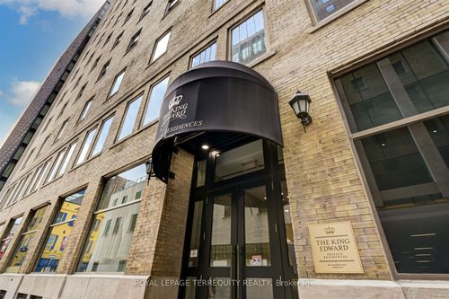332-22 Leader Lane, Toronto, ON, M5E0B2 | Card Image