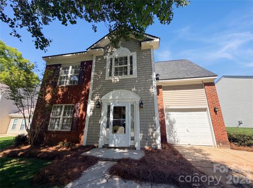 6032 Briggs Drive, Charlotte, NC, 28269 | Card Image
