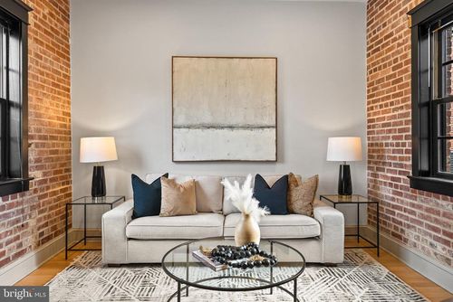 apt-102-9071 Power House Rd, LORTON, VA, 22079-4367 | Card Image
