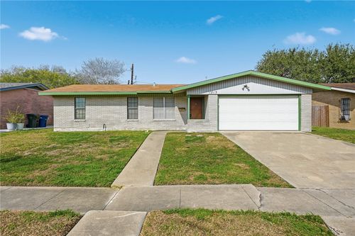 1213 Salem Dr, Corpus Christi, TX, 78412-3353 | Card Image