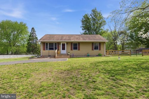 208 Central Dr, CHESTERTOWN, MD, 21620-2838 | Card Image