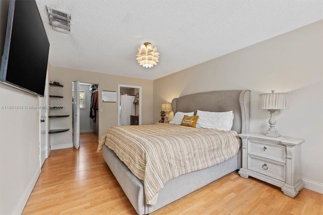 6800 Bayfront Cir, House other with 3 bedrooms, 3 bathrooms and null parking in Margate FL | Image 23