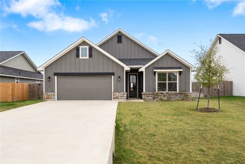 424 Brazos Bend, Snook, TX, 77878 | Card Image