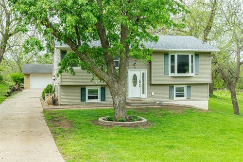 428 N Pleasant Hill Blvd, Pleasant Hill, IA, 50327-2034 | Card Image