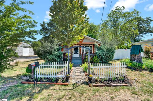 24 Bryson Street, Greenville, SC, 29611-4604 | Card Image