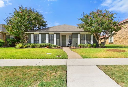 995 Little Den Dr, Lewisville, TX, 75067-7453 | Card Image