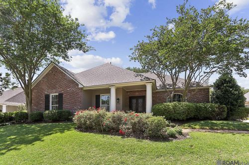 17541 Crossing Blvd, Baton Rouge, LA, 70810-3829 | Card Image