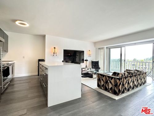 612-999 N Doheny Dr, West Hollywood, CA, 90069-5506 | Card Image
