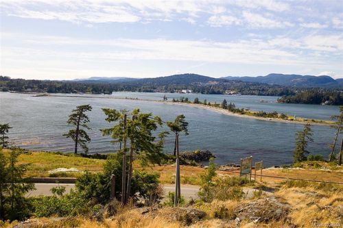 7078 E Sooke Rd, Sooke, BC, V9Z1A8 | Card Image