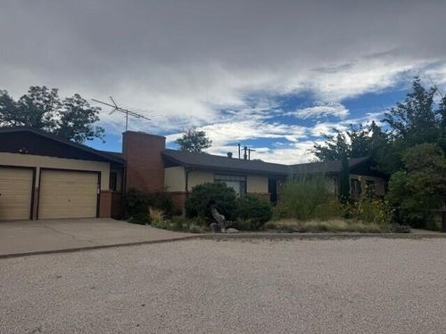 604 Leroy Pl, Socorro, NM, 87801-4684 | Card Image