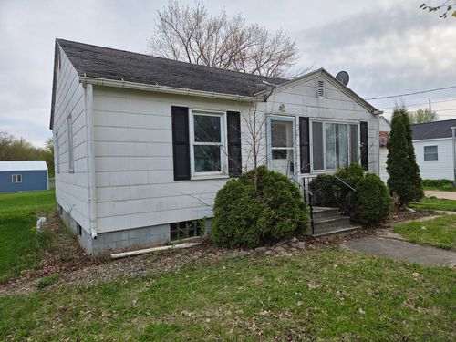 404 Se Pleasant Street, Brownsdale, MN, 55918 | Card Image