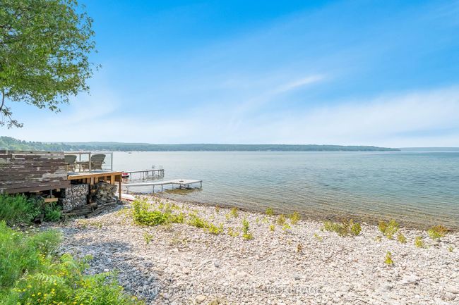 80 E Beach Rd, House other with 4 bedrooms, 2 bathrooms and 3 parking in Tiny ON | Image 30