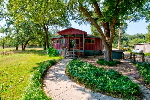 400 Oak St, Nocona, TX, 76255-4939 | Card Image