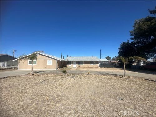 13970 Cajon St, Hesperia, CA, 92345 | Card Image