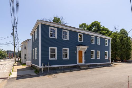 6 Dearborn St, Portsmouth, NH, 03801-3646 | Card Image