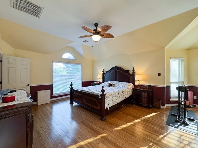 Primary Bedroom | Image 13