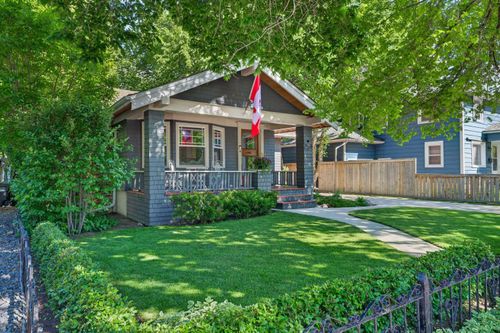 3818 Elbow Dr Sw, Calgary, AB, T2S2J8 | Card Image
