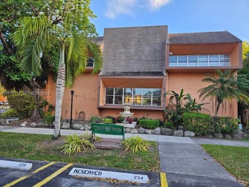 103-9420 W Flagler St, Miami, FL, 33174 | Card Image