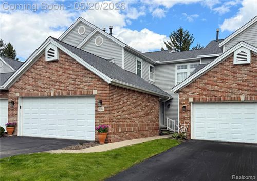23-1146 Fairways Blvd, Troy, MI, 48085-6112 | Card Image