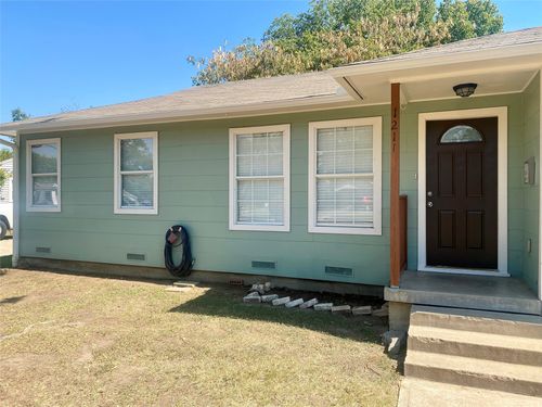 1211 Stone Dr, Irving, TX, 75061-7854 | Card Image