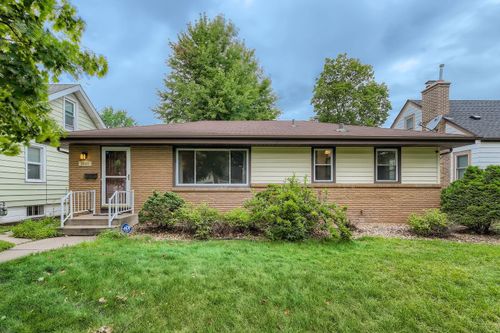 3845 Vera Cruz Ave N, Robbinsdale, MN, 55422-2053 | Card Image