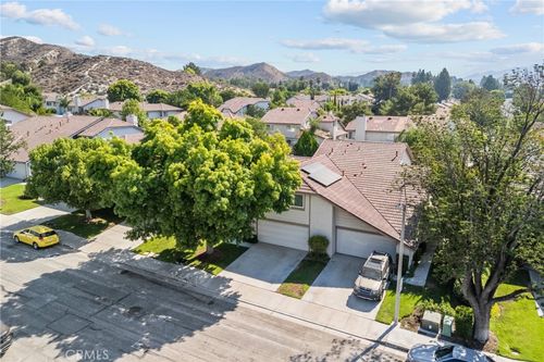 28818 Oak Spring Canyon Rd, Canyon Country, CA, 91387-2123 | Card Image