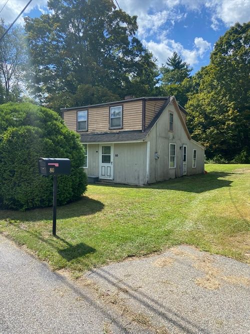 80 Alpine Dr, Southbridge, MA, 01550-3954 | Card Image