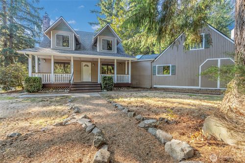 213 346th St E, Roy, WA, 98580-8833 | Card Image