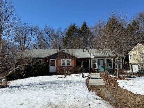 30 Geraldine St, Palmer, MA, 01069 | Card Image