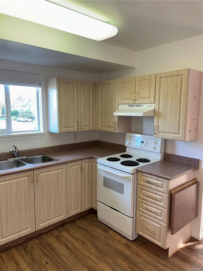203 - 750 Memorial Ave, Condo with 2 bedrooms, 2 bathrooms and null parking in Qualicum Beach BC | Image 13