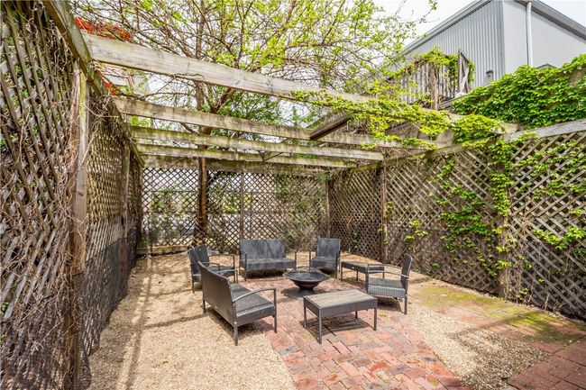 2113 Wharton St, House other with 3 bedrooms, 2 bathrooms and null parking in Pittsburgh PA | Image 29