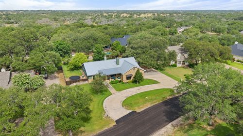106 Leaning Oak Cir, Johnson City, TX, 78636-5481 | Card Image