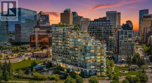 738 1 Ave Sw, Calgary, AB, T2P5G8 | Card Image