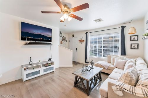 2207 Sleepy Ct, Las Vegas, NV, 89106-3699 | Card Image