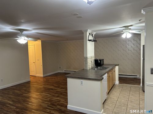 unit-b3-14 Newtown Rd, Danbury, CT, 06810-6246 | Card Image