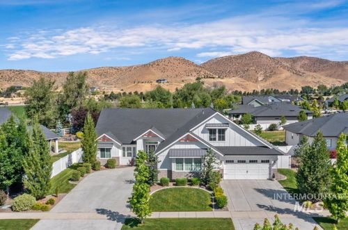 9622 W Sparks Lake Ct, Boise, ID, 83714-2016 | Card Image