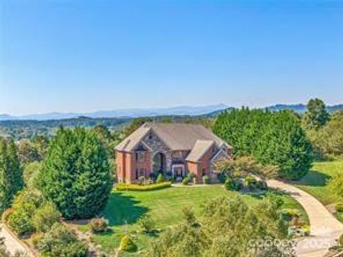 38 Bradford Vistas, Fletcher, NC, 28732-8544 | Card Image