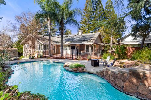 8272 Woodlake Hills Drive, Orangevale, CA, 95662 | Card Image