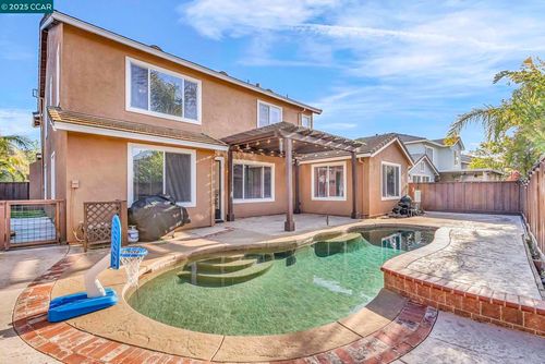 3627 Otter Brook Loop, Discovery Bay, CA, 94505-1853 | Card Image
